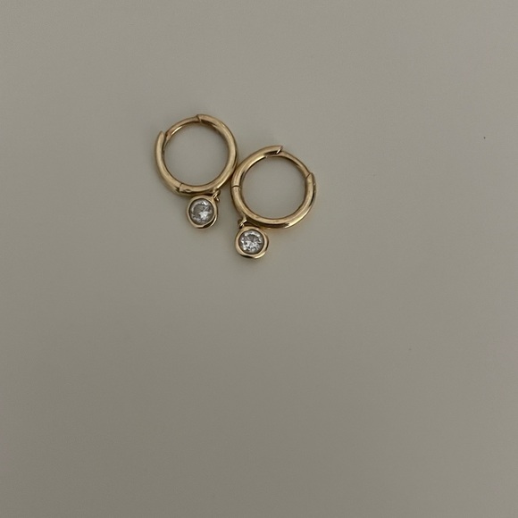 Gorjana 14k Gold Classic Diamond Huggie Earrings - Picture 2 of 2